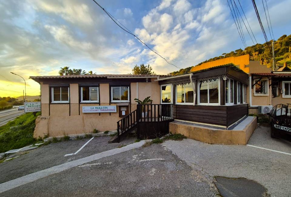 Le restaurant - La Paillote - Restaurant bord de mer Carqueiranne - bien manger CARQUEIRANNE